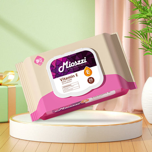 Mioszzi Vitamin E makeup remover wipes use PPG-9 dipolyglycerol ether, which has a low risk factor and is suitable for sensitive skin and has low acne-causing properties.
