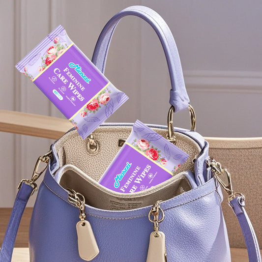 Female care wipes clean private parts, avoid bacterial growth, and are refreshing and odor-free. 