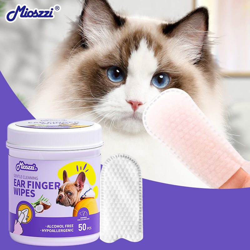 Mioszzi pet finger wipes are alcohol-free, added with coconut oil, aloe leaf extract, tea tree oil and vitamin E, which remove dirt, moisturize hair, and protect pets' sensitive skin.