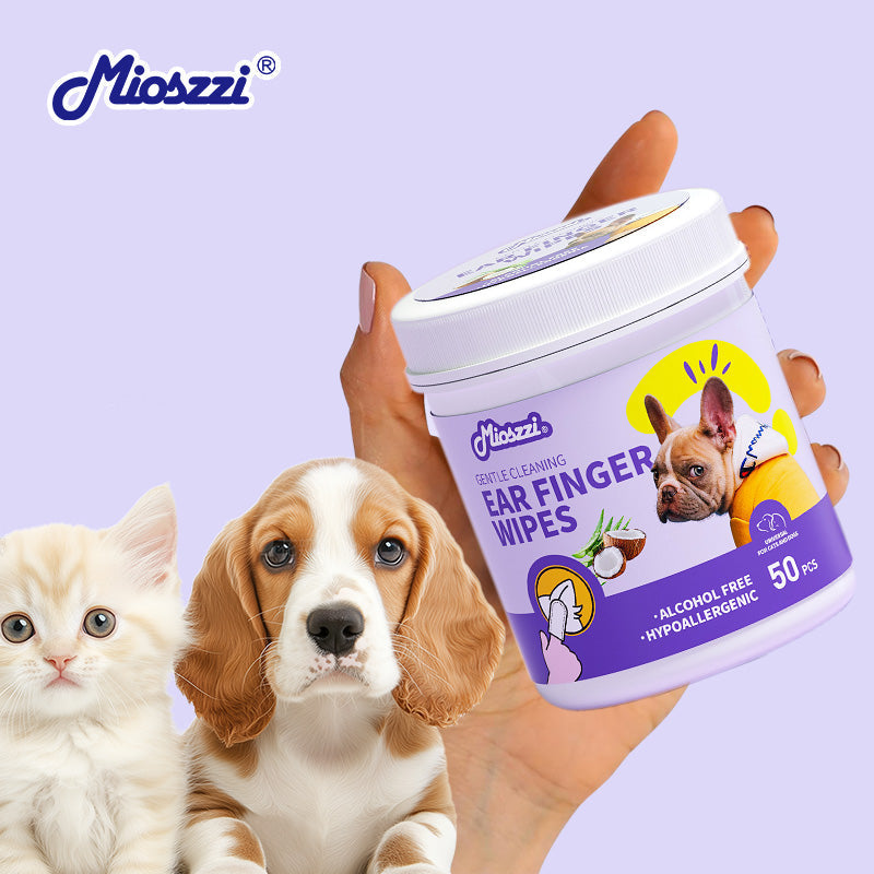 Pet tooth cleaning finger wipes have high practical value in daily use. First, the use of wet wipes is simple and convenient. 