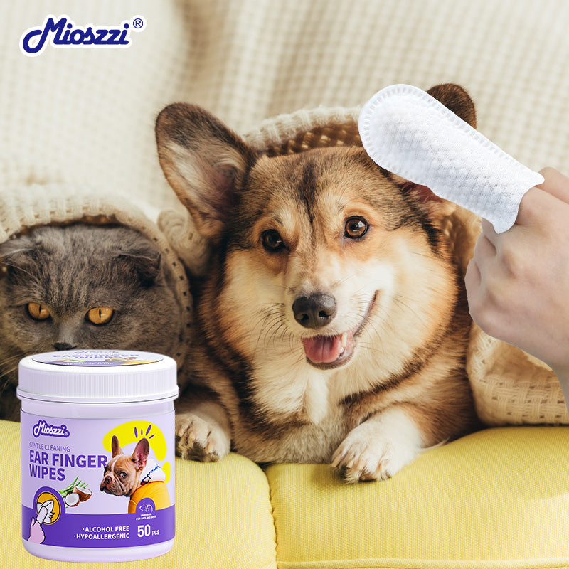 Mioszzi pet cleaning finger wipes also carefully incorporates natural and scientifically combined ingredients such as tea tree essential oil, aloe vera leaf extract, coconut oil essence, and vitamin E. 
