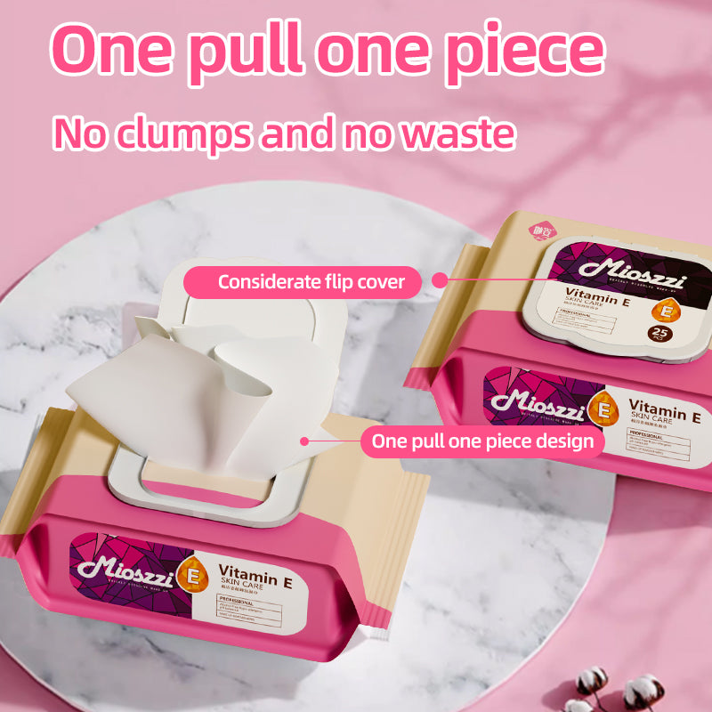1. Suitable for a wide range of people, suitable for sensitive skin, aging skin.

2. Plant-based wipes, gentle and non-irritating.

3. No dyes, artificial fragrances, safer to use.

4. Simple makeup remover wipes, gently clean the skin and remove waterproof makeup.

5. Mild weak acid formula, maintain skin PH balance.