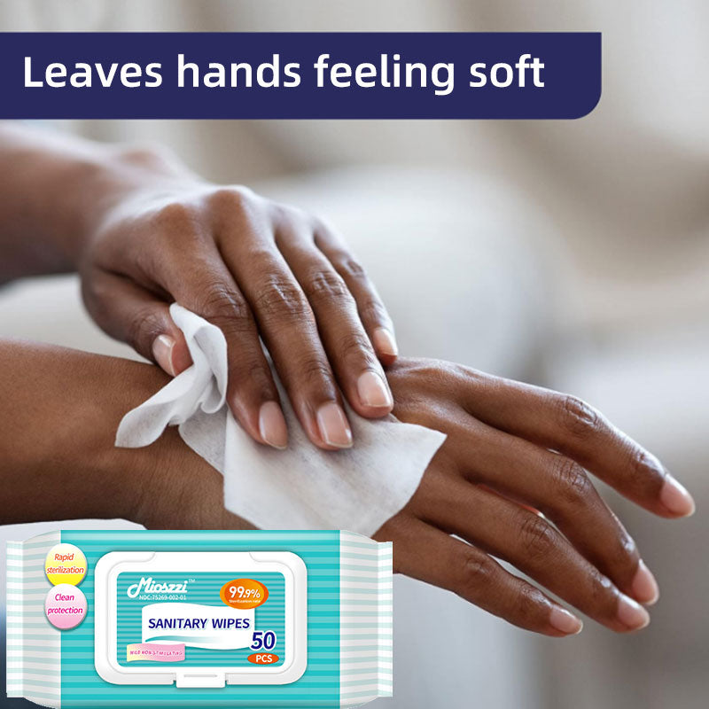 1. Selected formula, no harsh chemicals, skin-friendly wipes.

2. Suitable for wiping the body and private parts to eliminate odors.

3. Bathroom cleaning, removes 99.9% of allergens on the surface.

4.Kills bacteria and germs, cleans open wounds and surrounding skin, and reduces pain and chance of infection.

5. Pet-friendly cleaning and disinfecting wipes.

6. High-quality non-woven fabric, soft, absorbent, and not easy to tear.