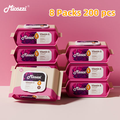 1. Makeup remover wipes containing vitamin E to remove makeup and moisturize the skin.

2. Hypoallergenic formula, no fragrance added no irritating chemicals.

3. Powerfully remove dirt, oil and makeup, leaving your face feeling refreshed, moisturized and clean.

4. Smooth texture cleansing wipes, low friction, will not damage the stratum corneum.

5. Portable packaging, suitable for daily skin care and travel essentials.