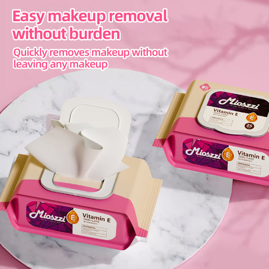 1. Easily removes makeup, sweat, and oil, leaving skin refreshed and comfortable.

2. Suitable for a wide range of people, both men and women can use it.

3. Hypoallergenic formula, made with mild cleansers, pure water,r and skin-friendly ingredients such as vitamin E.

4. Oil-free cleansing, contains hyaluronic acid, and gentle exfoliation.

5. Simple and convenient cleansing facial wipes, the best choice when traveling or too tired.
