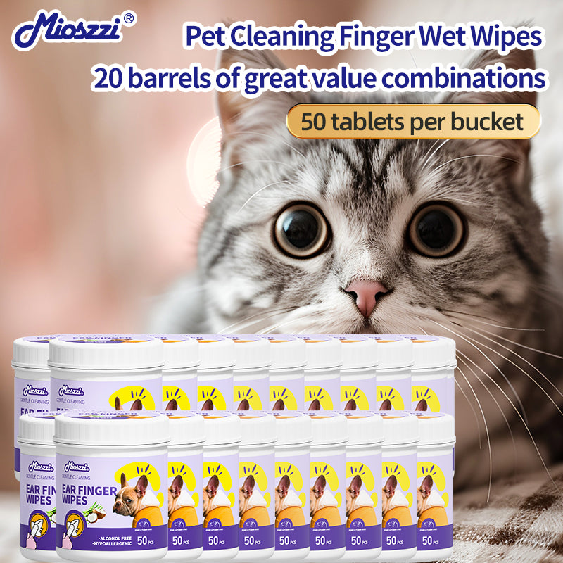 1. Gently remove dirt, debris, and odors. And has excellent deodorizing ability, bringing a refreshing experience to pets.

2. Added fermented coconut oil, tea tree oil, and aloe vera extract ingredients to deeply nourish the hair and smooth frizz.

3. Effectively remove sweat and dirt, while playing an antibacterial role to protect the health of pets.

4. Exuding a refreshing coconut aroma, it can calm and soothe the tension of pets, allowing pets to enjoy cleaning.

5. Multifunctional pet finger wipes,