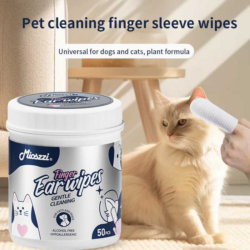 1. Gently removes dirt, debris and odors. Super deodorizing power.
2. Infused with fermented coconut oil to nourish and smooth hair.
3. Removes sweat and dirt while fighting bacteria.
4. The fresh coconut scent calms and soothes your pet's mood and makes your pet fall in love with cleanliness.
5. Multi-purpose pet finger wipes for cleaning the body and teeth.