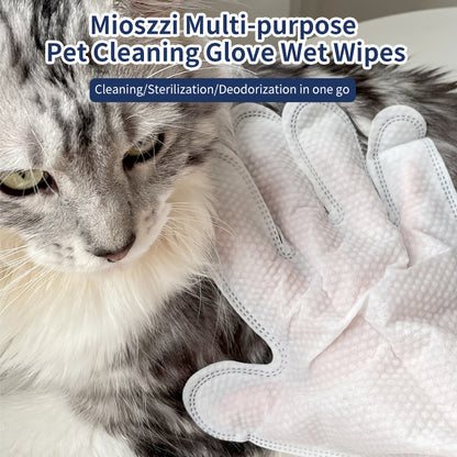 1. Gently removes dirt, debris and odors. Super strong deodorizing ability.

2. Infused with fermented coconut oil, nourishes and smoothes hair.

3. Removes sweat and dirt while fighting bacteria.

4. Fresh coconut scent calms and soothes pets' emotions, making pets fall in love with cleaning.

5. Multi-purpose pet glove wipes for cleaning body and ear wax.