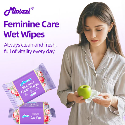 1. Mild and weakly acidic, does not destroy immune balance.

2. Gentle formula without chemical additives, fragrance-free and non-irritating.

3. Super soft non-woven fabric, edelweiss-like skin-friendly touch.

4. Multi-purpose, suitable for cleaning during menstruation and after intimacy.

5.Deodorant body wipes effectively eliminate dirt, grime and sweat.

6. It can be easily put into pockets or bags when you go out without taking up space.